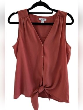 Nine West Terracotta Coral Red Tie Front Tank XS Button Front Sleeveless Blouse